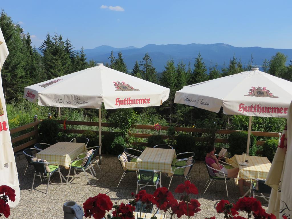 Kolmsteiner Hof Hotel นูเคอร์เคน ไบม์ ไฮลิเงน บลูท ภายนอก รูปภาพ