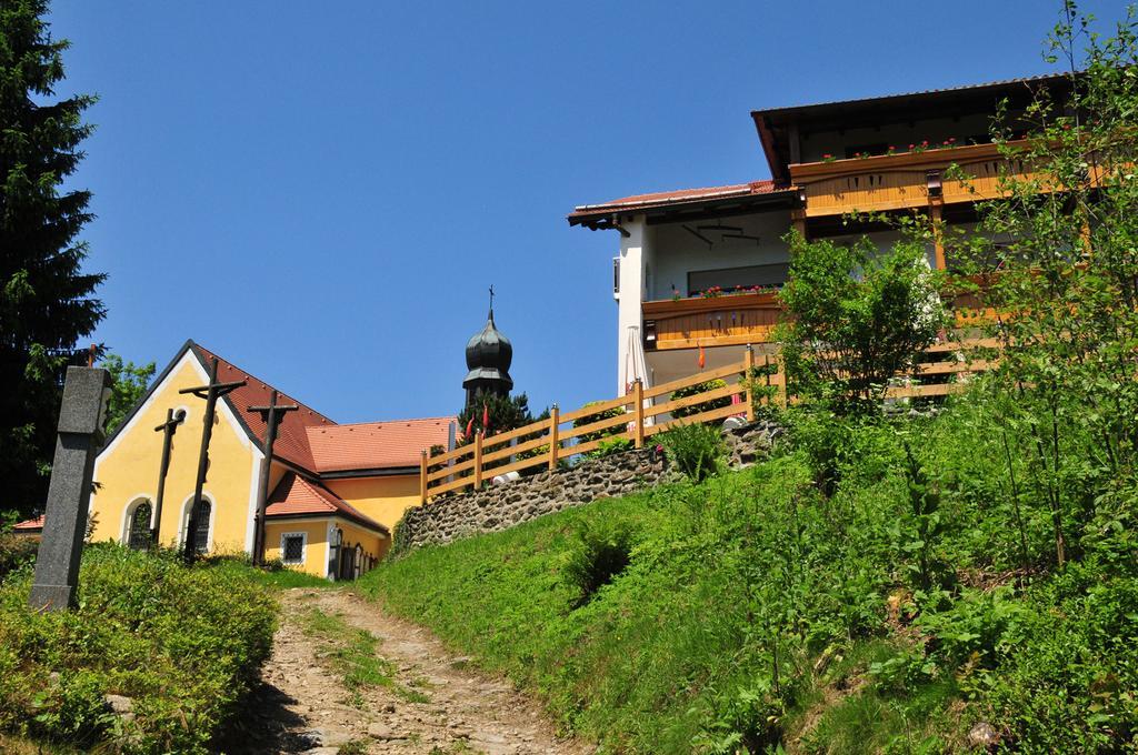 Kolmsteiner Hof Hotel นูเคอร์เคน ไบม์ ไฮลิเงน บลูท ภายนอก รูปภาพ