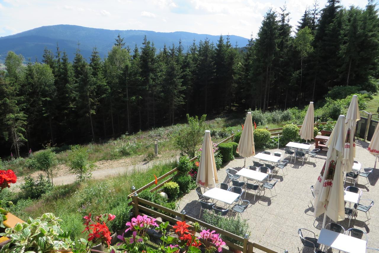 Kolmsteiner Hof Hotel นูเคอร์เคน ไบม์ ไฮลิเงน บลูท ภายนอก รูปภาพ