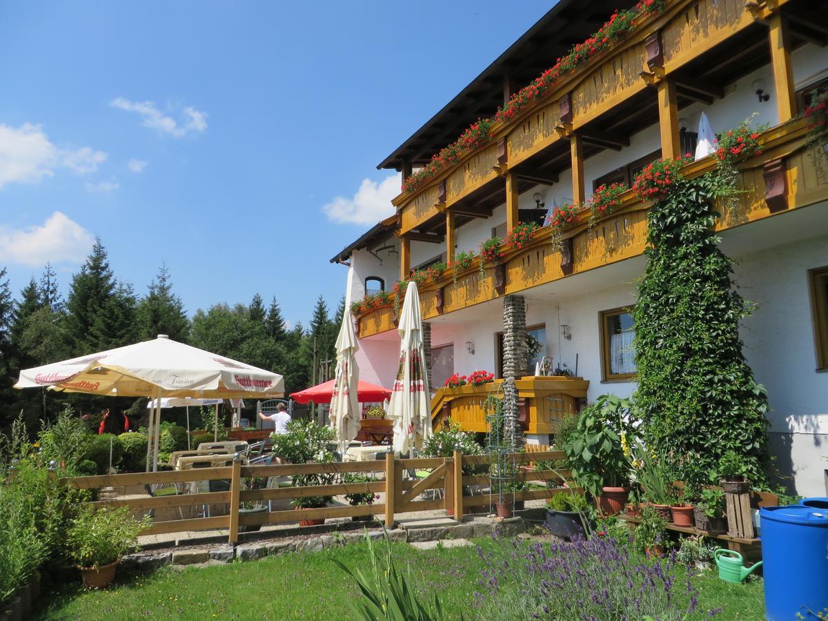 Kolmsteiner Hof Hotel นูเคอร์เคน ไบม์ ไฮลิเงน บลูท ภายนอก รูปภาพ